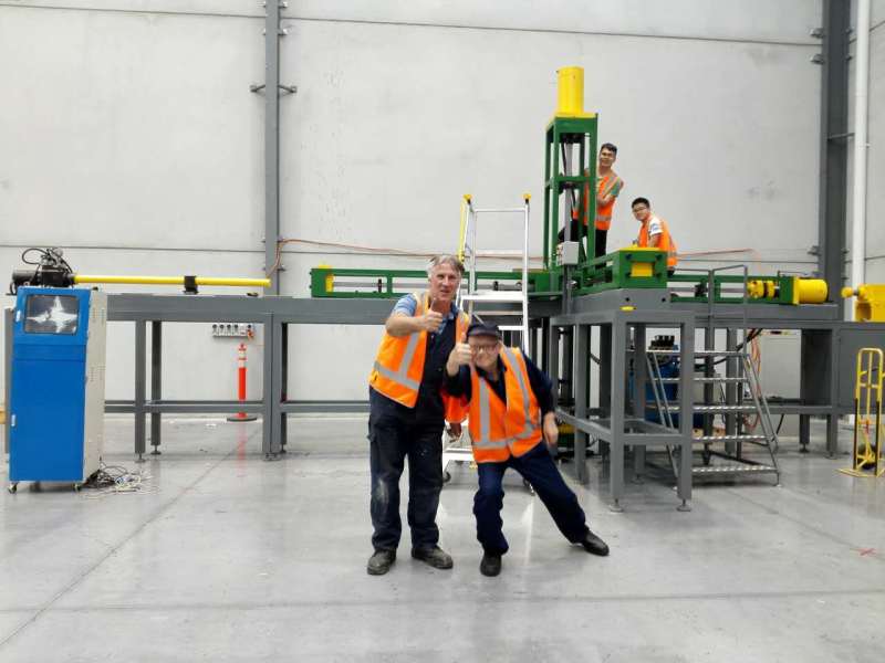 三軸動(dòng)態(tài)力學(xué)試驗(yàn)裝置